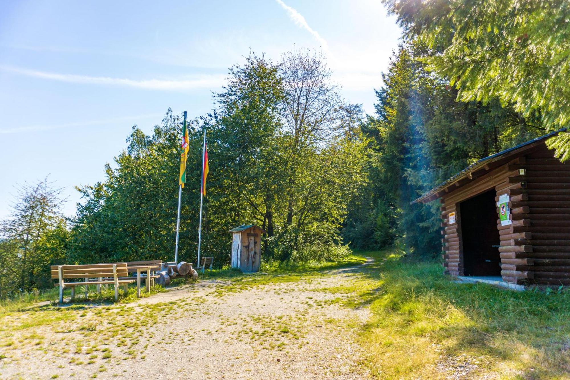 Ferienwohnung Leni Leiwen Exteriér fotografie